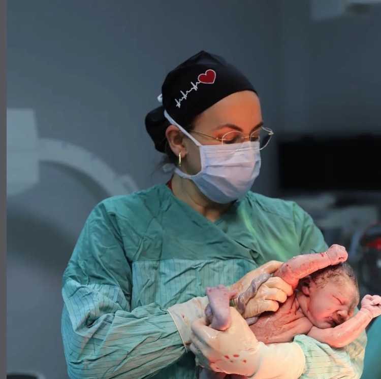 Op. Dr. Ebru Çelik Kavak 10